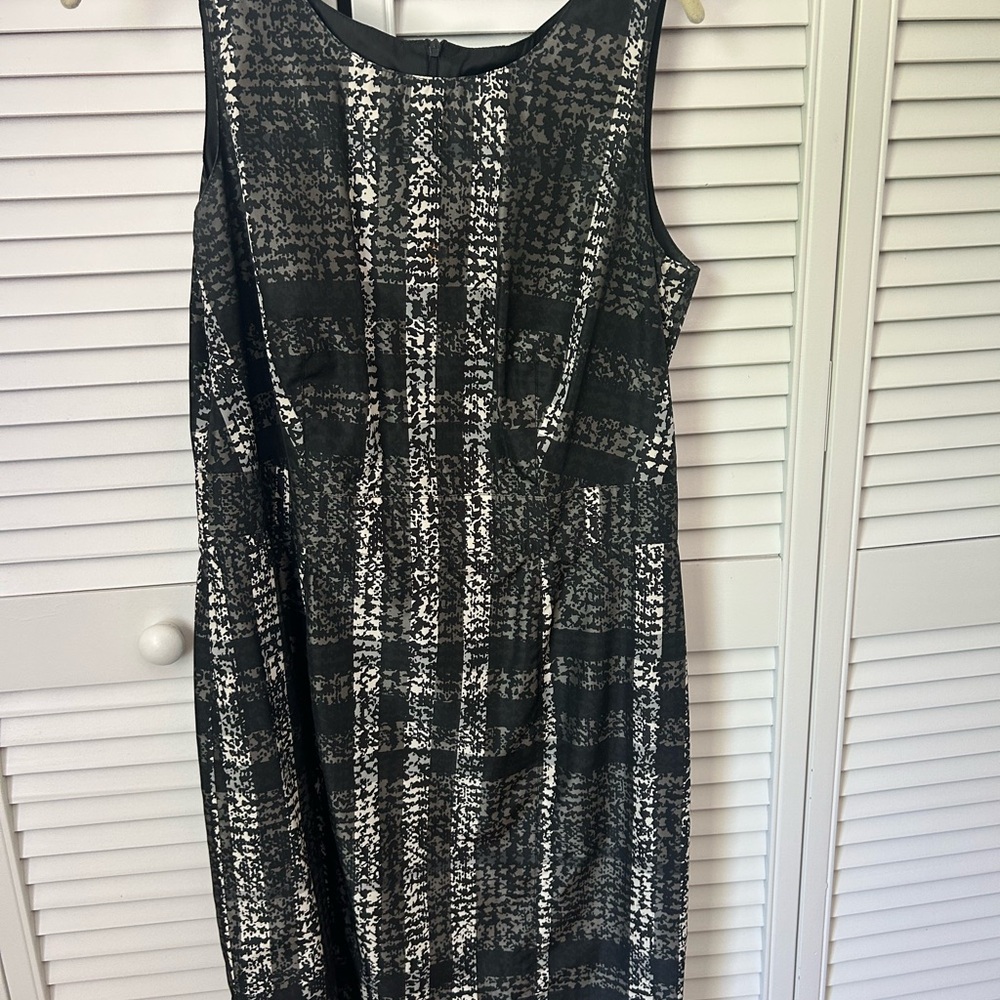 Burberry Black and White Patterned Dress Size 10